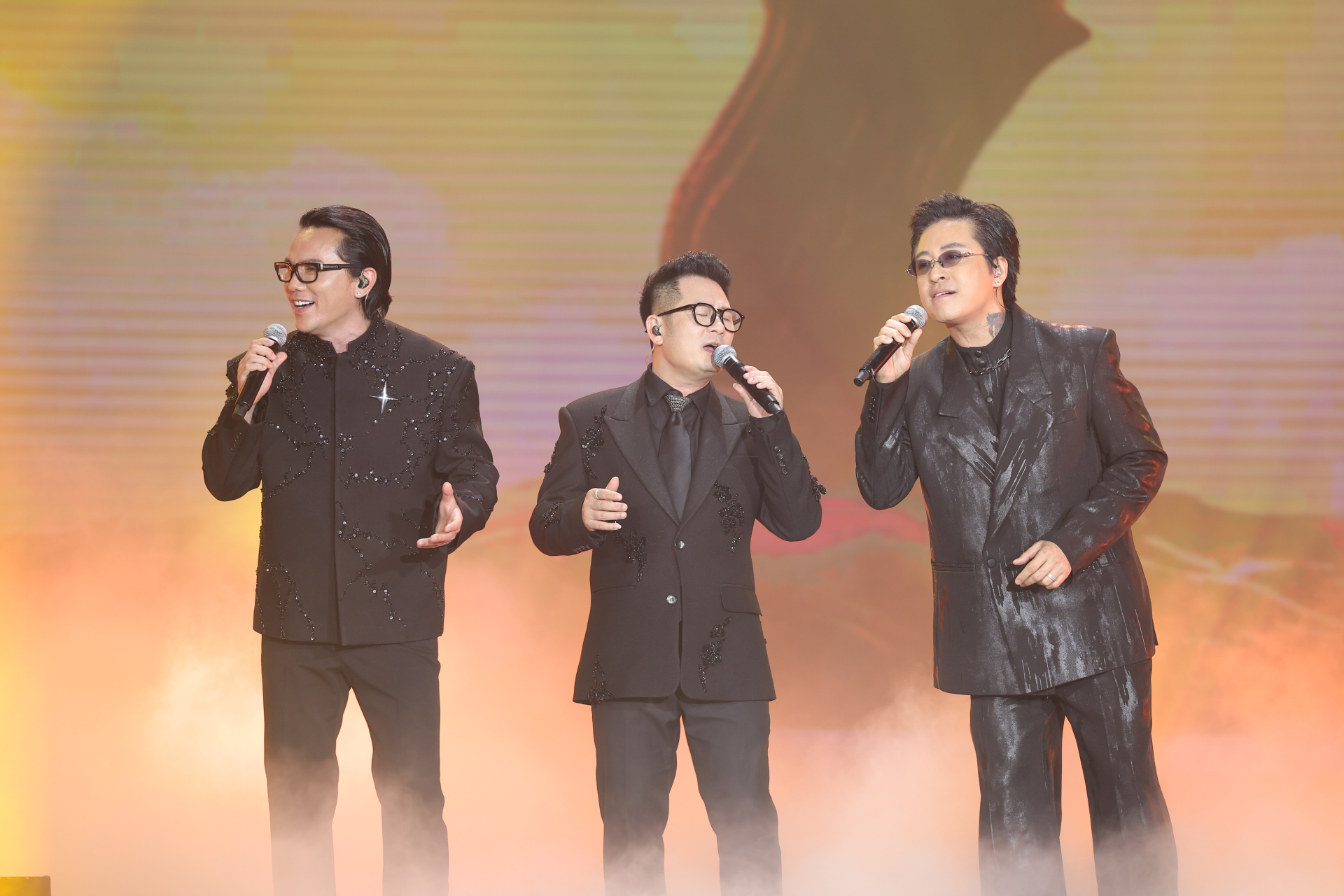 Nhóm Quả Dưa Hấu