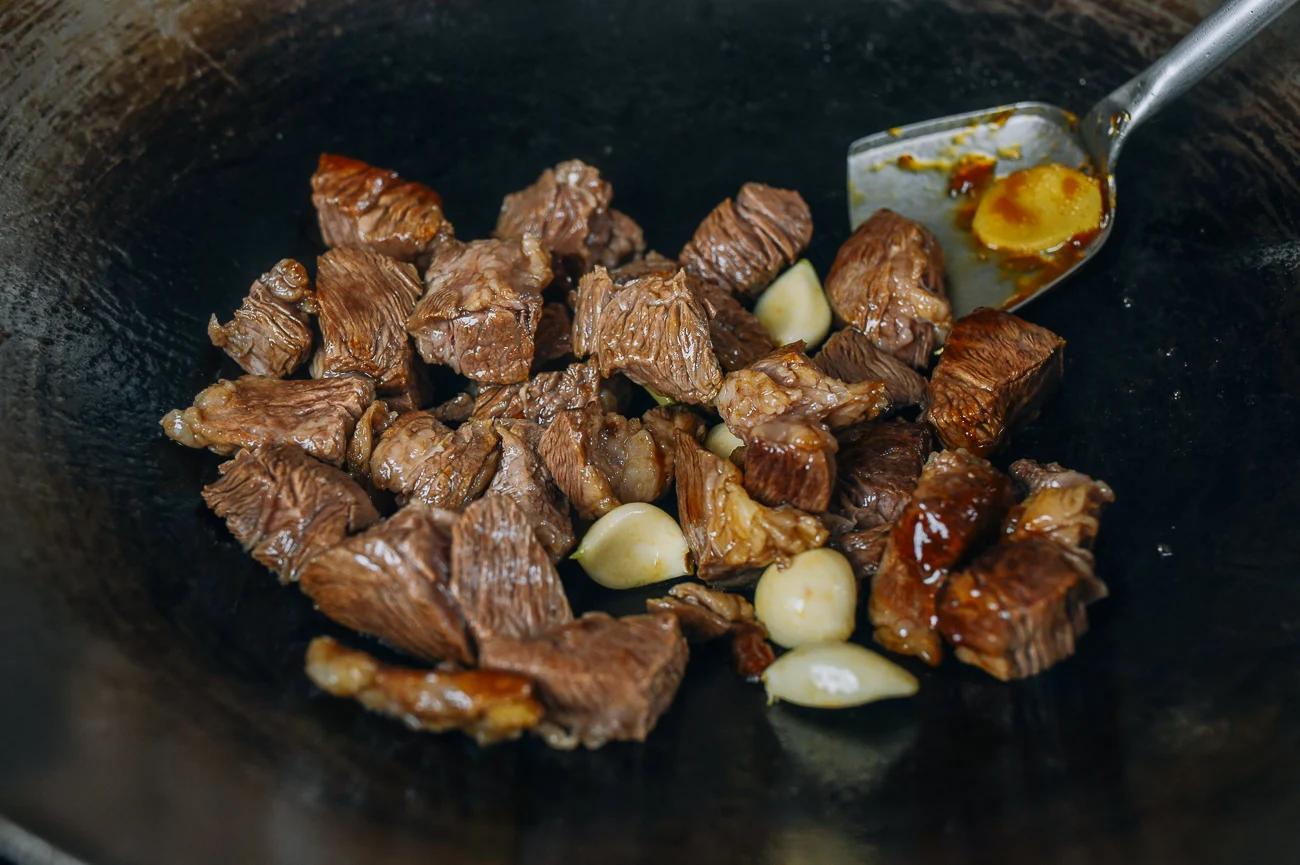 Lời khuyên cho những gia đình đang ăn thịt mỗi ngày