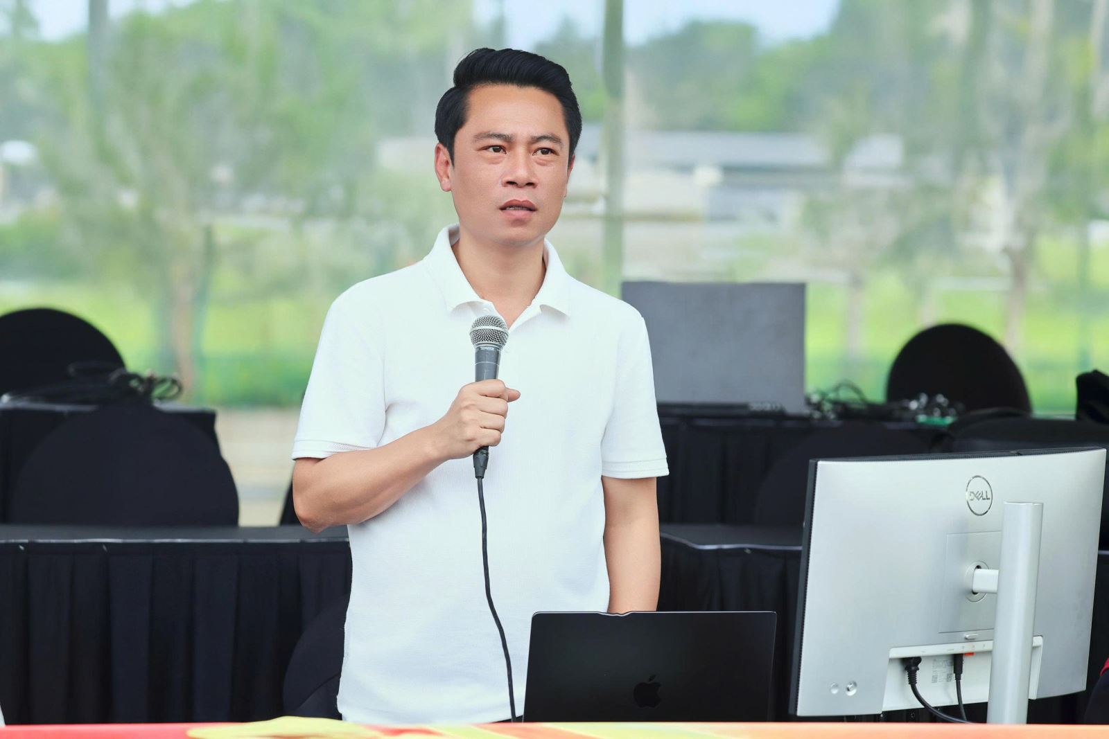 Tổng đạo diễn Phạm Hoàng Giang