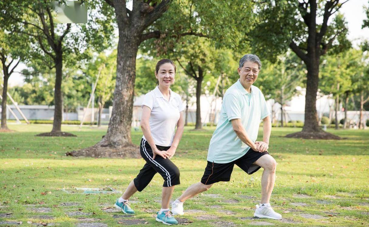 Tập thể dục mỗi ngày, người đàn ông vẫn tử vong vì suy thận nặng: Bác sĩ cảnh báo 3 việc tưởng tốt nhưng âm thầm hại thận