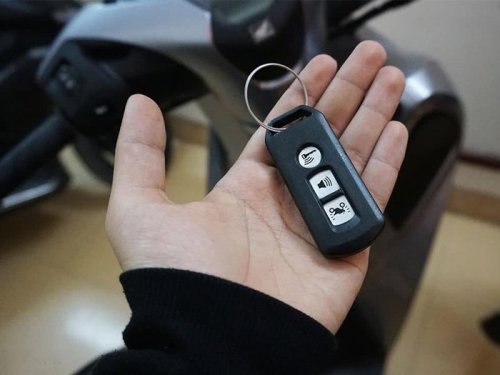 Lời khuyên cho những người đang đi xe máy có sử dụng khóa smartkey