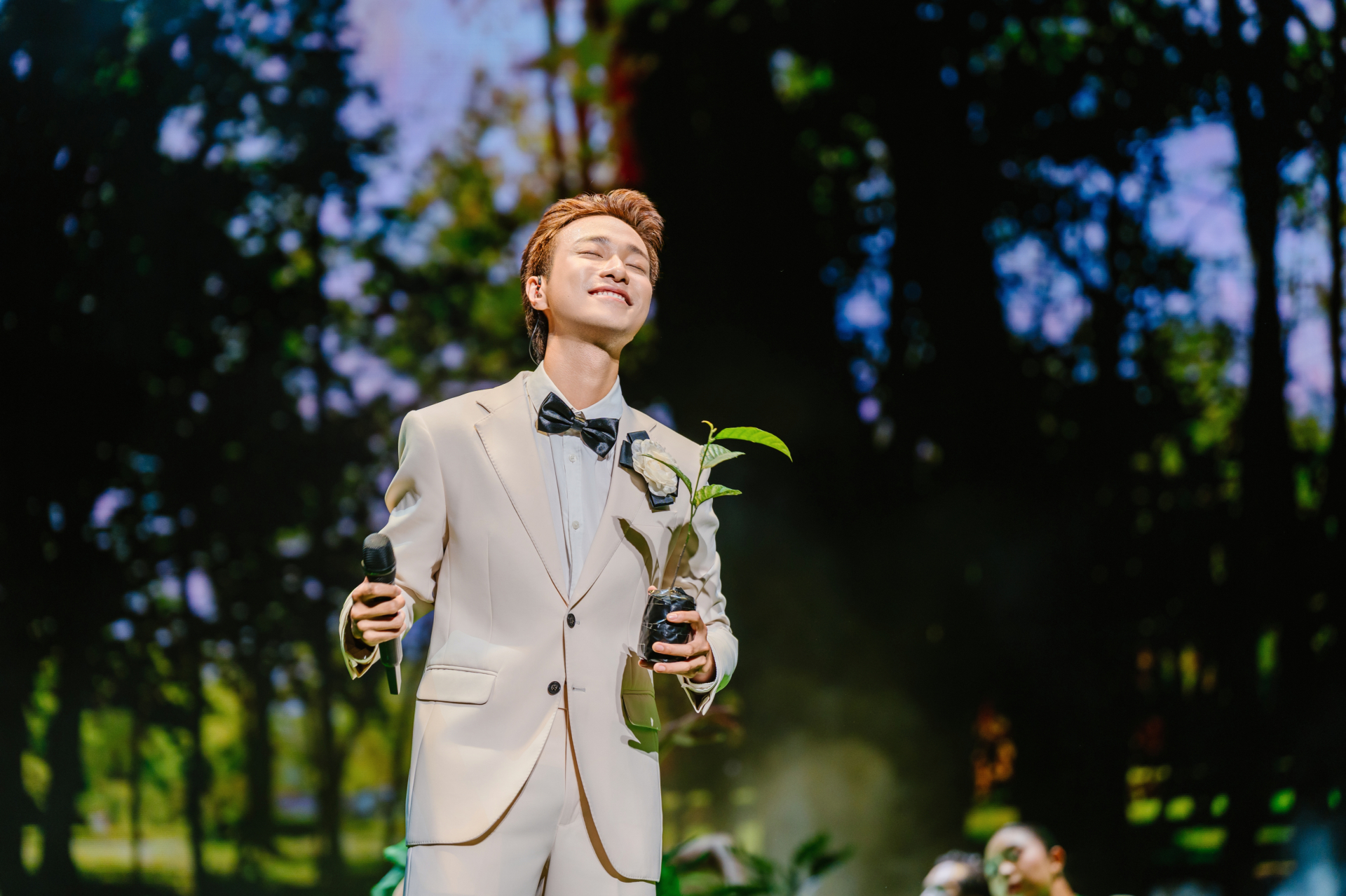 Nhiều nghệ sĩ trẻ góp mặt trong True Concert - Tình đất