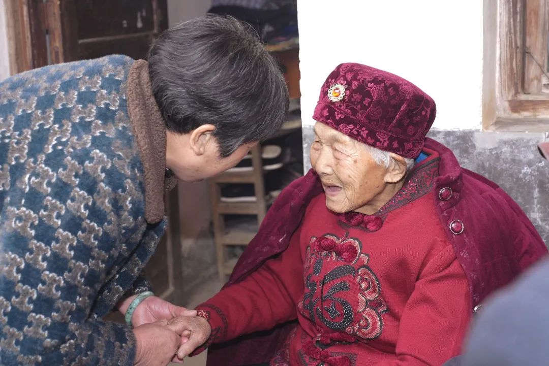 Cụ bà sống thọ 110 tuổi với 3 thói quen đơn giản: Không phải ăn kiêng hay tập thể dục