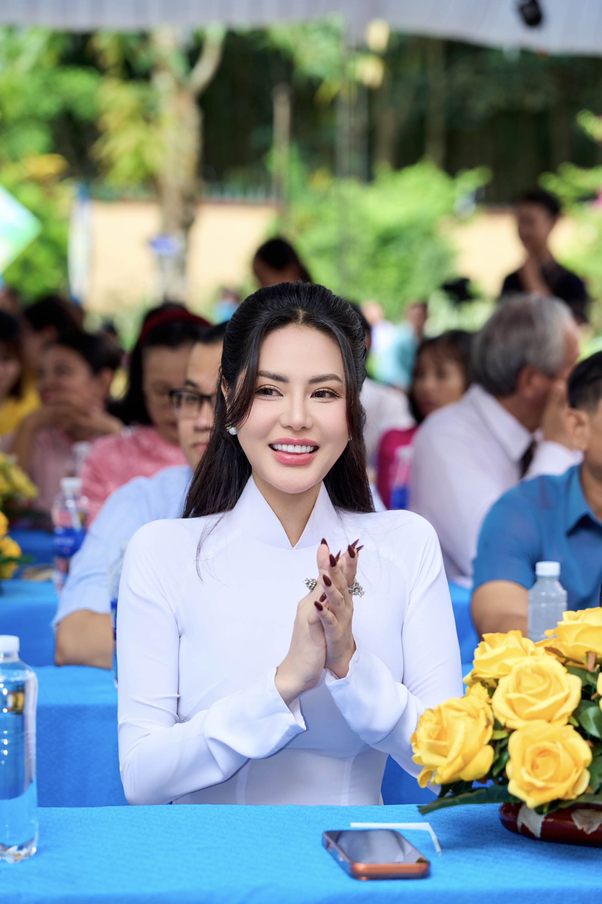 Hoa hậu 9x Di Khả Hân: Tôi làm thiện nguyện không phải để được chú ý