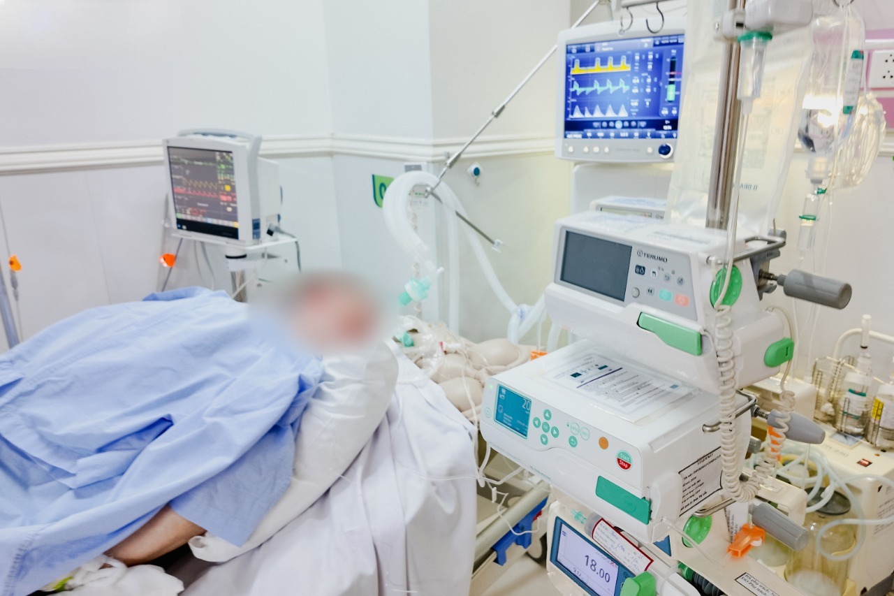 Người bệnh nhập viện cấp cứu trong tình trạng nguy kịch