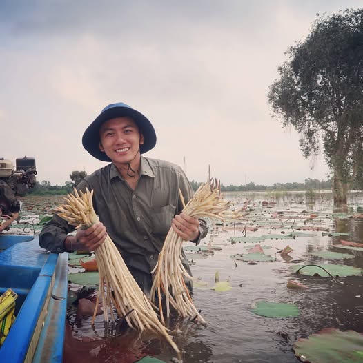 Con người thật của Khoai Lang Thang gây chú ý