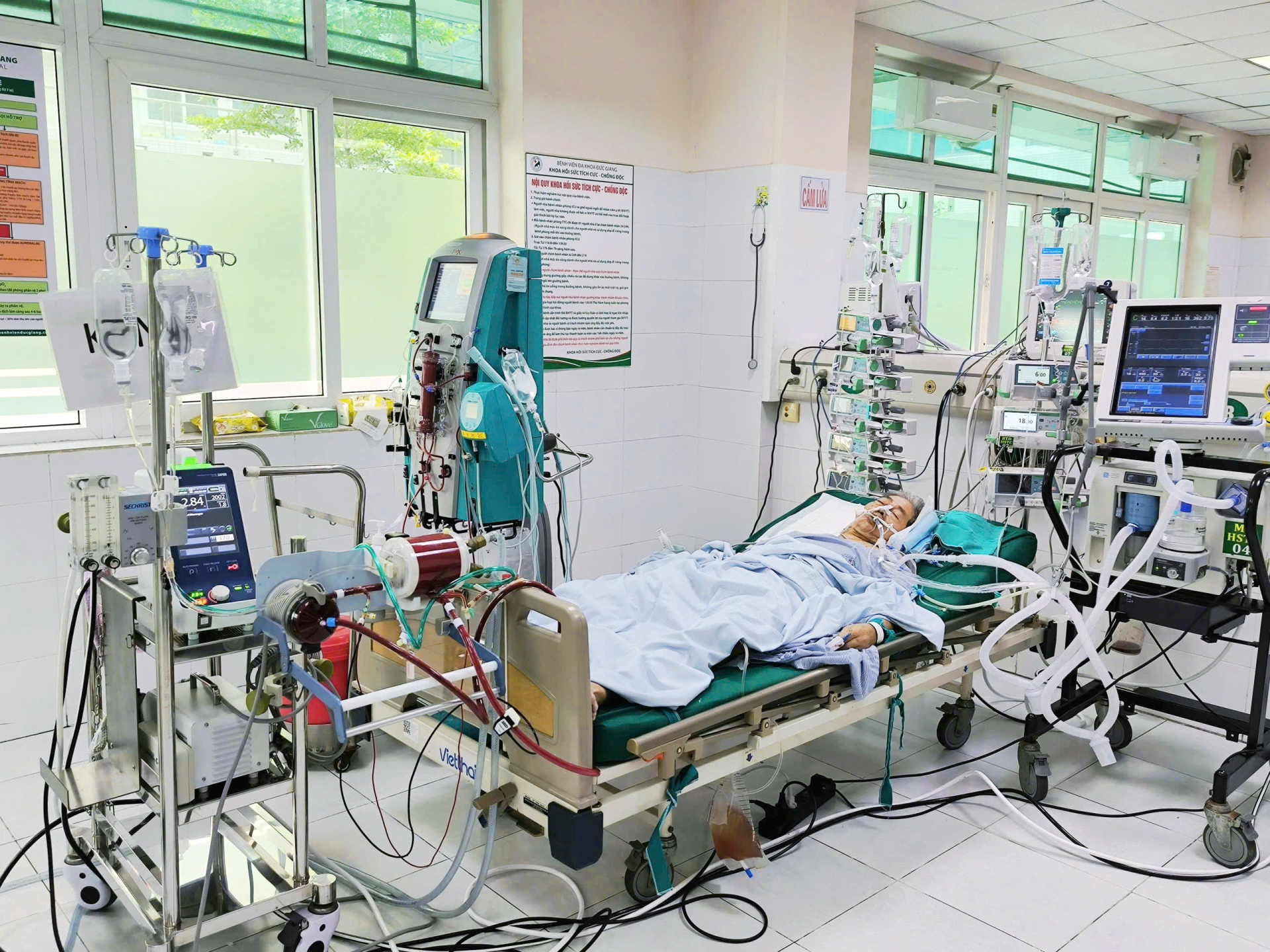 Bệnh nhân nhập viện trong tình trạng vô cùng nguy kịch.