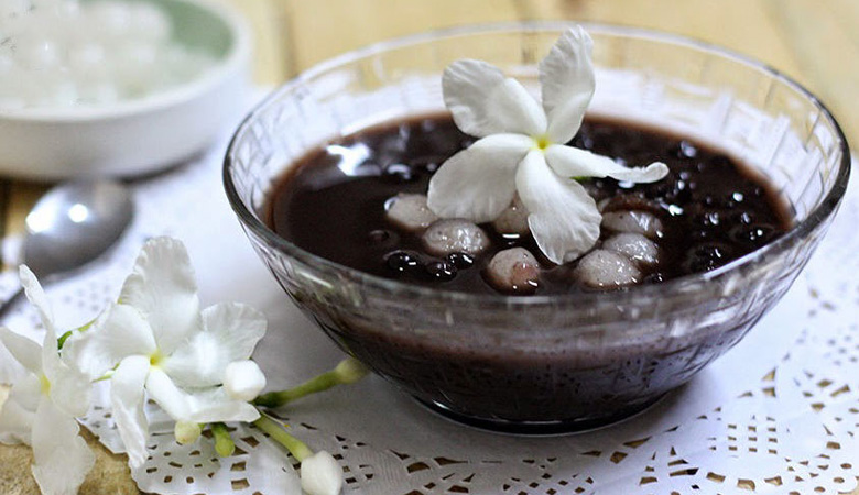 Người đàn ông ăn đậu đen mỗi ngày để “bổ thận”, kết quả khám khiến bác sĩ lập tức hỏi: “Anh đã làm gì vậy?”