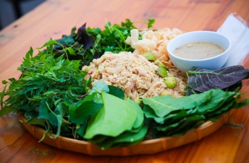 Công dụng của cây đinh lăng