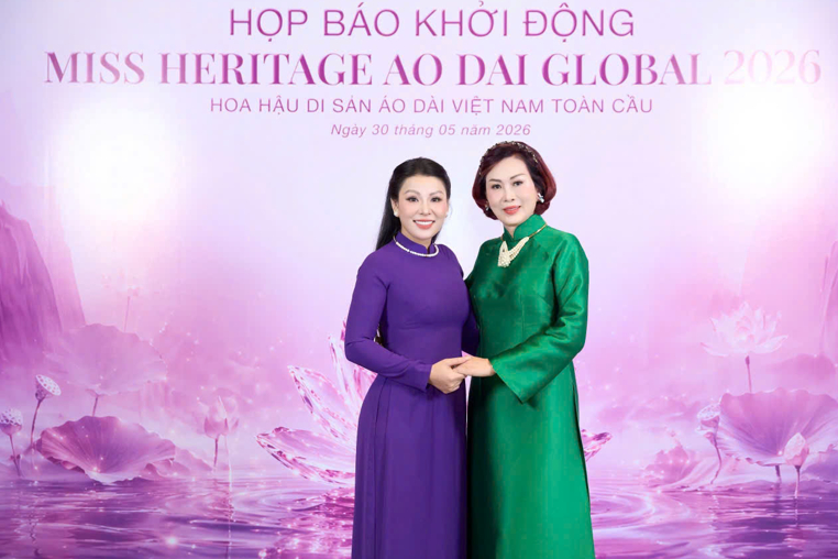Bà Đàm Hương Thủy, Trưởng BTC Cuộc thi và TS Trần Thị Bạch Dương
