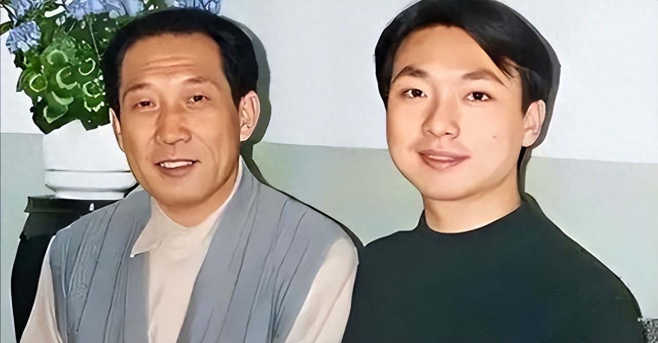 Khang Huy và cha, ông Khang Chí Cường
