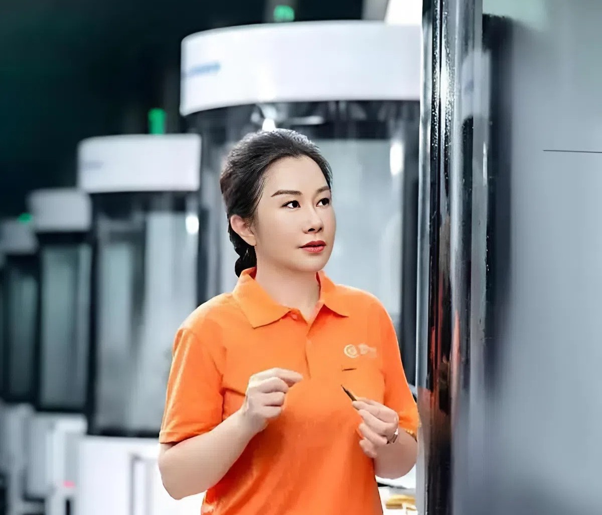 Wang Xin, nhà sáng lập Dingtai Hi-Tech, doanh nghiệp hiện nắm gần 30% thị phần mũi khoan PCB toàn cầu. (Ảnh: Baidu)