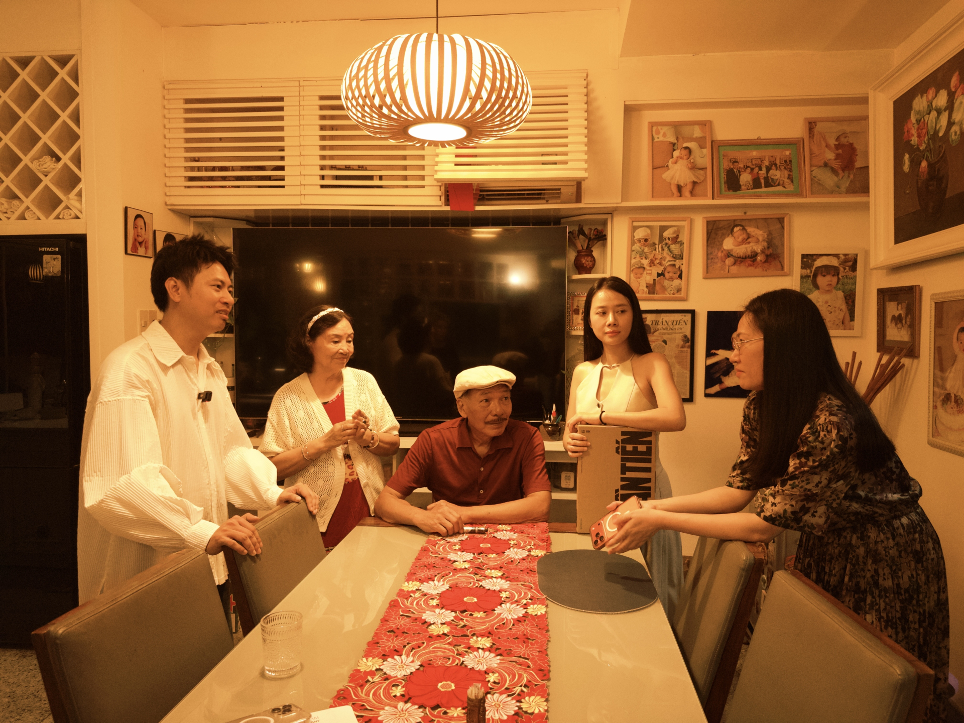 Điều lạ trong “Phòng khách” của nhạc sĩ Trần Tiến
