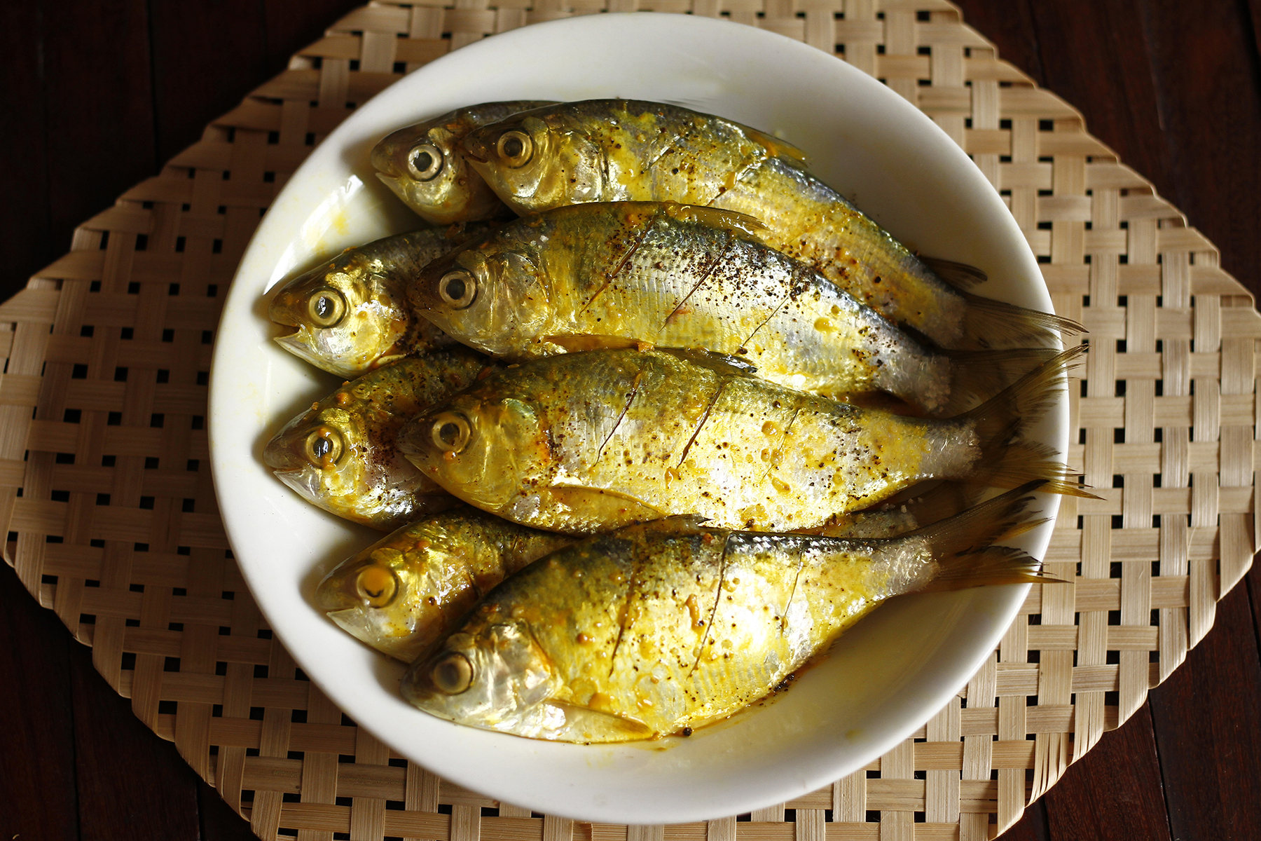 2 loại cá giá rẻ mà nhiều omega-3 hơn cá hồi, là 