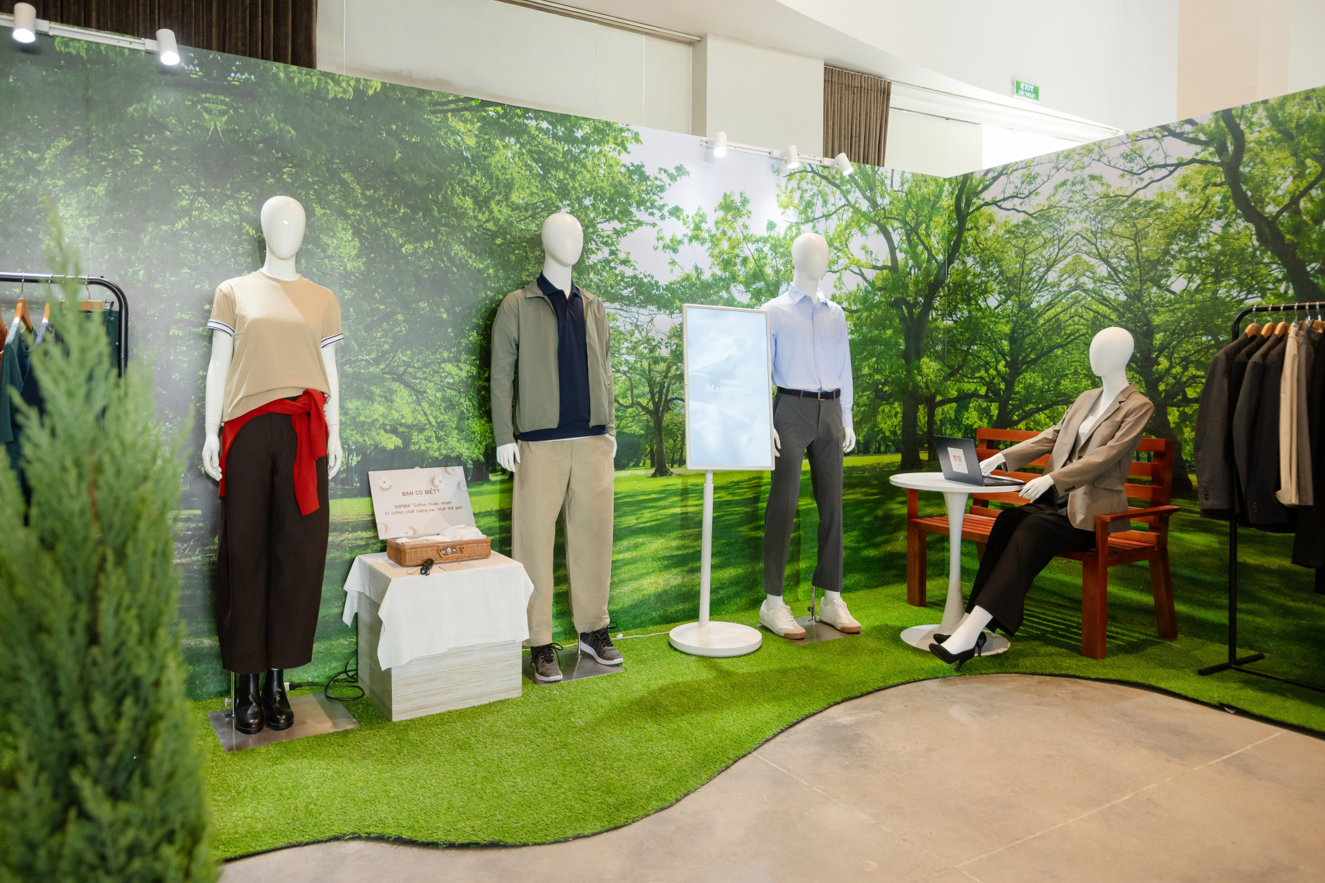 UNIQLO tiếp tục hoàn thiện tủ đồ hằng ngày qua những dòng sản phẩm LifeWear thiết yếu như trang phục chống tia UV, AIRism hay trang phục thể thao đa năng