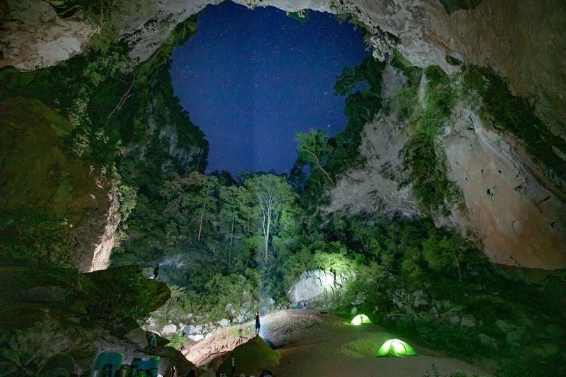 Việt Nam có 1 vương quốc hang động rộng 167.000ha, tạo ra doanh thu hơn 1.300 tỷ đồng, từng giành cú đúp tại 'Oscar của ngành du lịch'