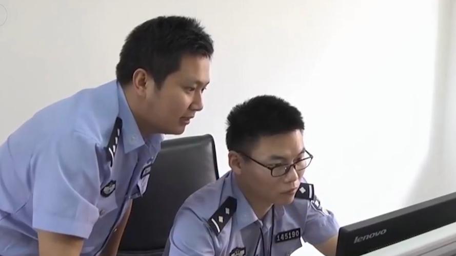Phát hiện 54 tỷ đồng liên tục chuyển vào tài khoản người đàn ông 41 tuổi thất nghiệp