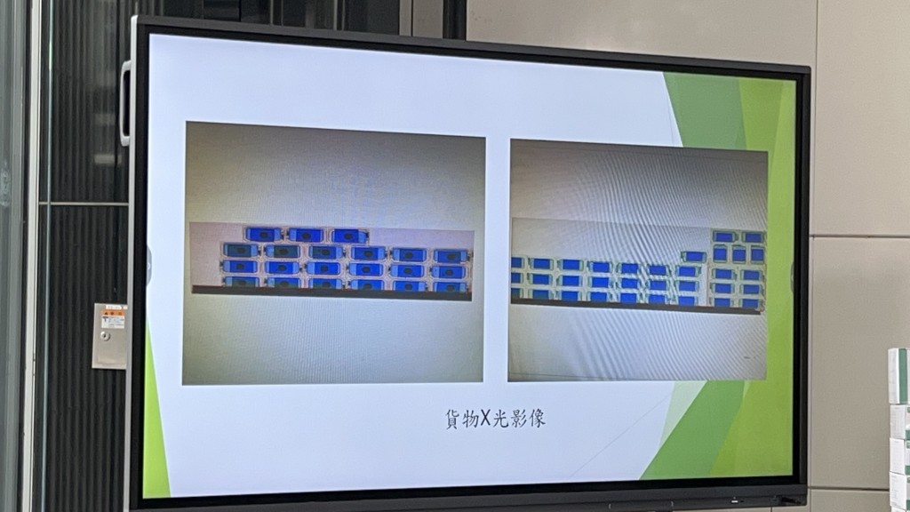 Quét tia X kiểm tra 4.680 máy làm sạch, hải quan phát hiện 453 kg vàng và bạc trị giá hơn 766 tỷ đồng