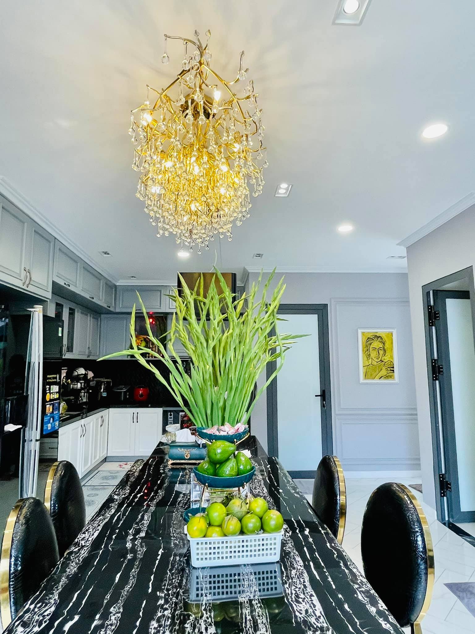 Nội thất bên trong căn biệt thự 200m2