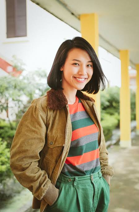 Hoàng Oanh trong phim Tháng năm rực rỡ