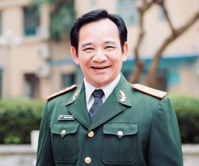 Nam NSƯT mang quân hàm Thượng tá, U70 đi bán lẩu ở Từ Liêm, Hà Nội