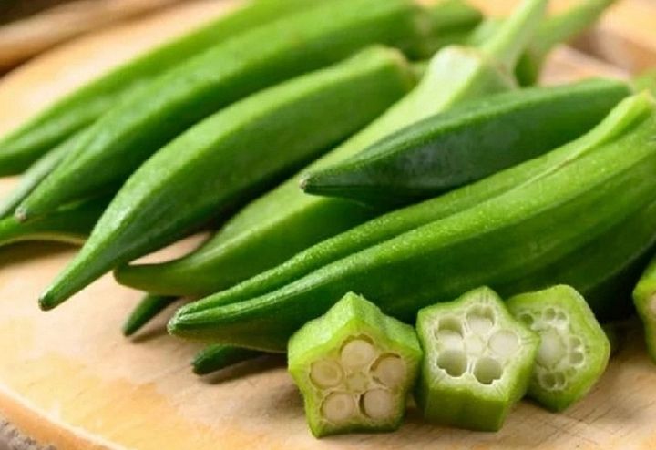 100 gram đậu bắp chứa lượng chất xơ cao hơn đáng kể so với cần tây. Ảnh: Pexels.