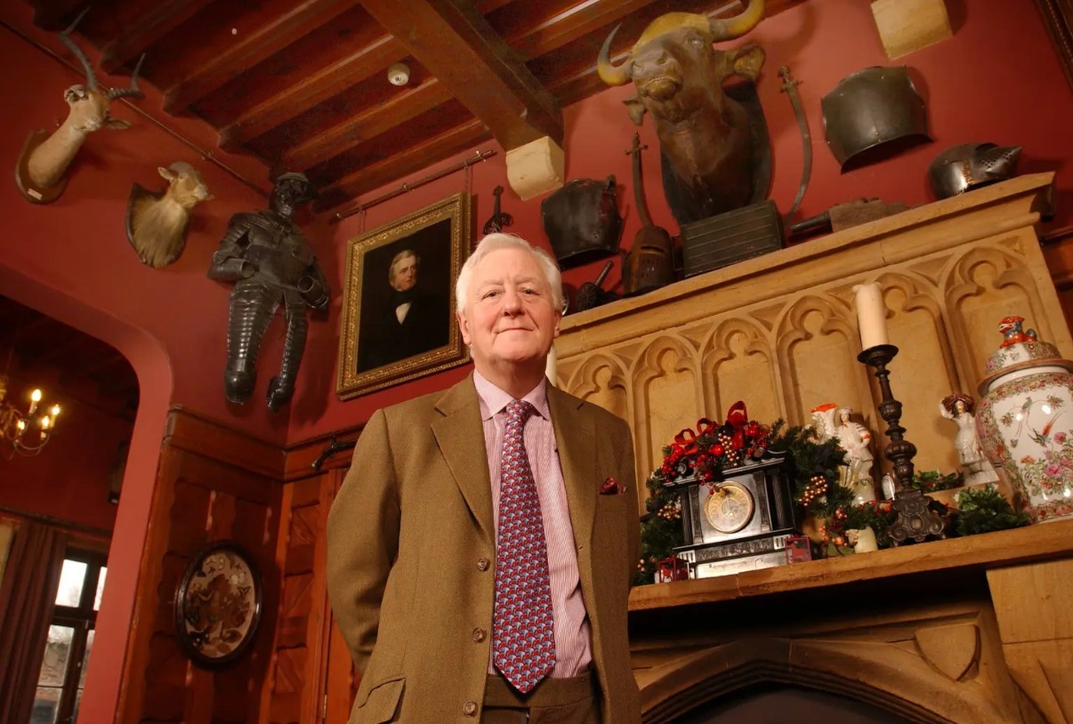 Triệu phú 80 tuổi mong muốn tìm vợ dưới 40 tuổi