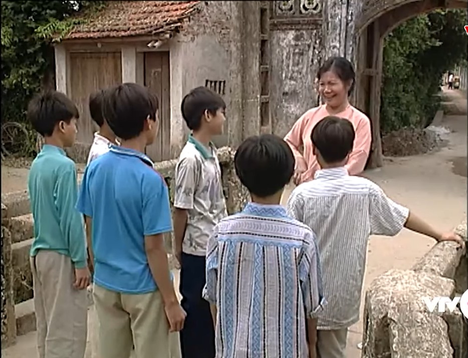Nhân vật bà Thìn nhờ chính đám trẻ thổi bùng 