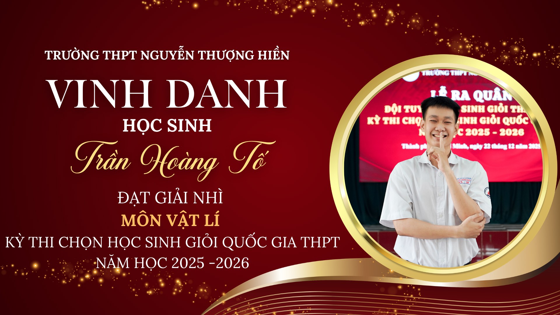 Học sinh Trần Hoàng Tố là một trong 9 học sinh Trường THPT Nguyễn Thượng Hiền nhận được thư tay từ Trường Đại học Sư phạm Hà Nội