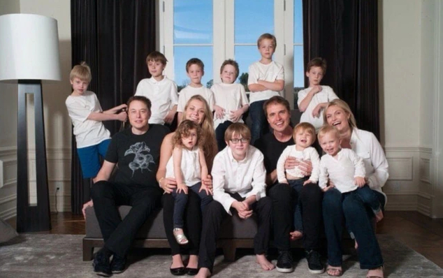 Tỷ phú Elon Musk hiện có khoảng 14 người con với nhiều người phụ nữ khác nhau