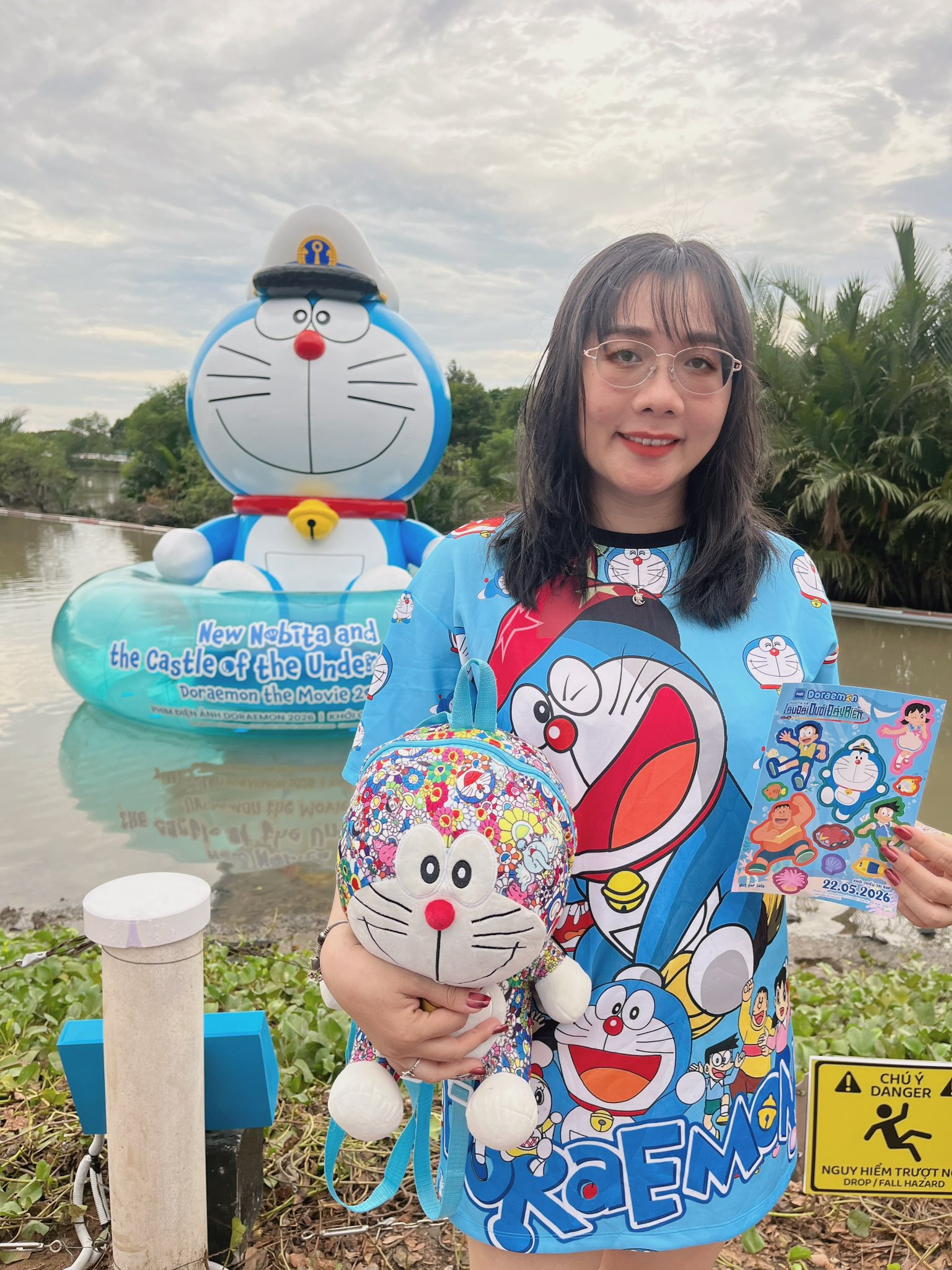Ngân Nguyễn - một fan lâu năm của chú mèo máy Doraemon.