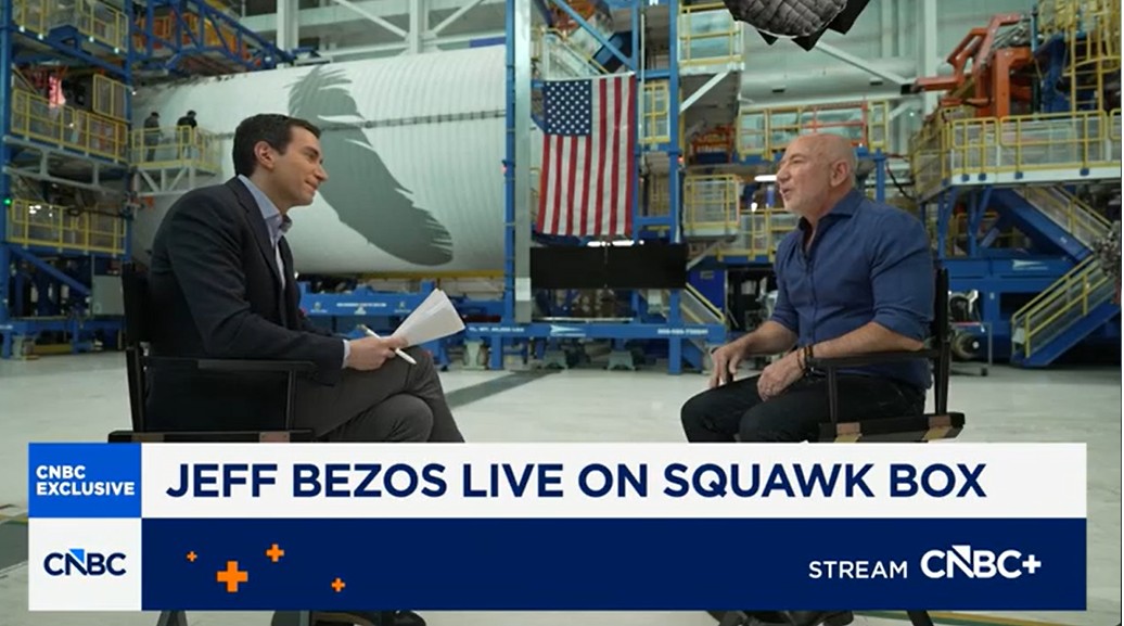 Jeff Bezos trong cuộc phỏng vấn với CNBC