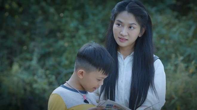 Lê Bống thay đổi hình ảnh, xuất hiện trong vai trò MC, diễn viên trên truyền hình.