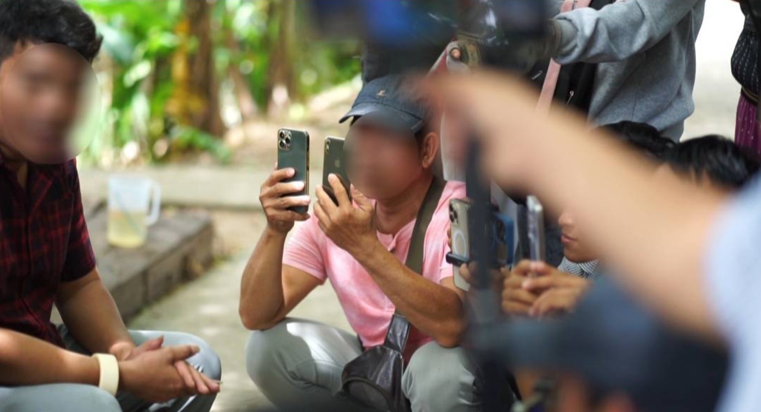 Các Youtuber, TikToker đưa tin về các sự kiện