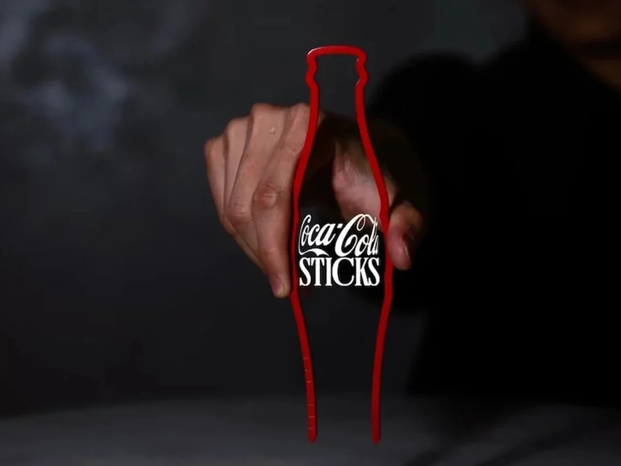 Hình ảnh quảng bá chiến dịch Coke Sticks.