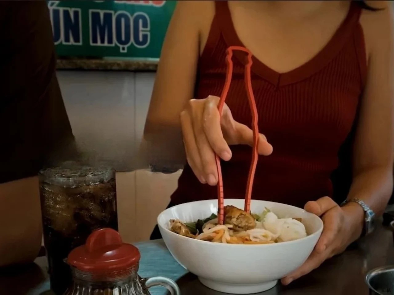 Hình ảnh quảng bá chiến dịch Coke Sticks.