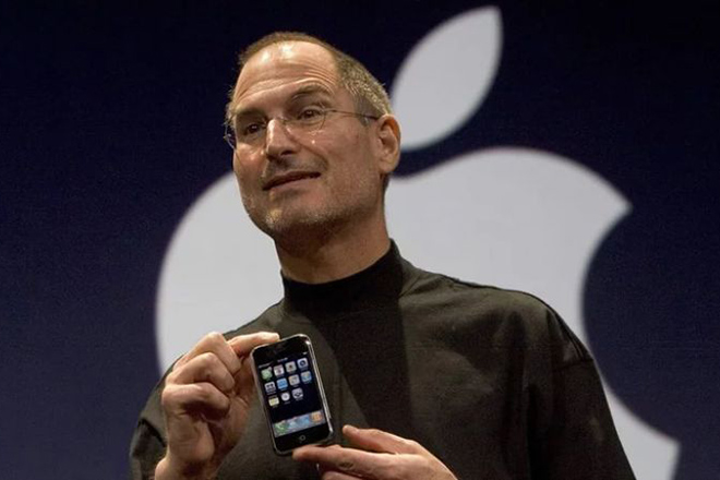   Steve Jobs (1955-2011) là nhà sáng chế, doanh nhân công nghệ vĩ đại người Mỹ  