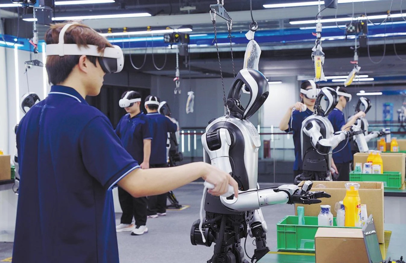 AI, robot và bán dẫn đang được dồn lực đào tạo và phát triển.