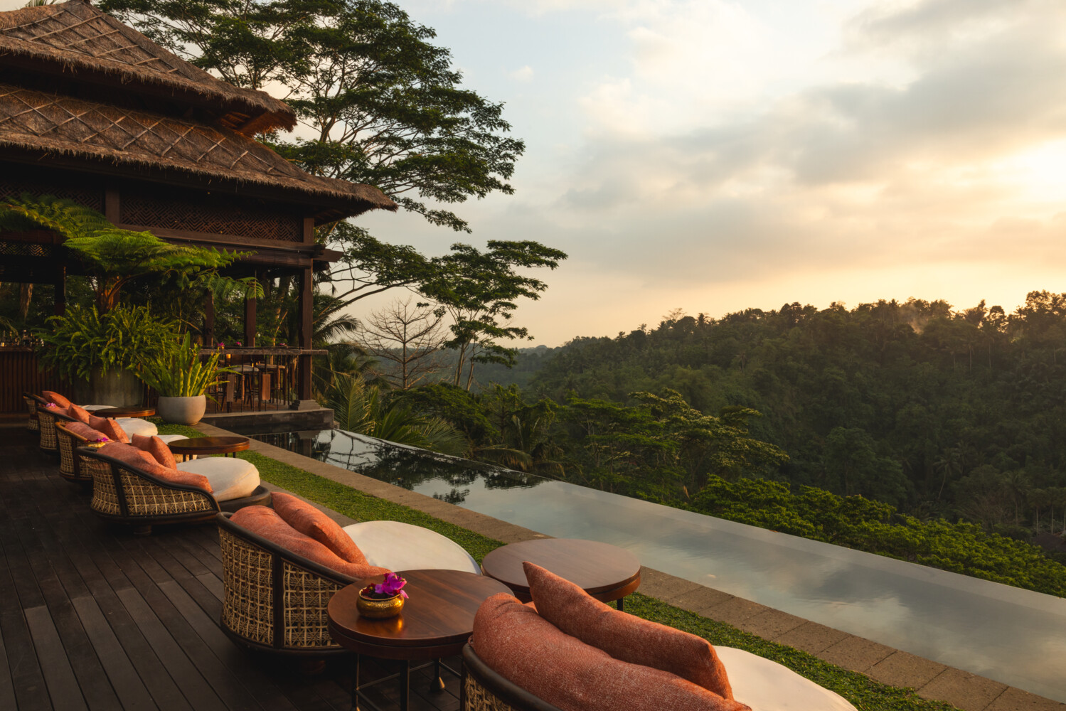Phú Quốc vượt Phuket, Maldives trở thành điểm khởi đầu Luxury Dining Series 2026: Khi giới siêu giàu châu Á book vé máy bay đến Việt Nam để ăn tối
