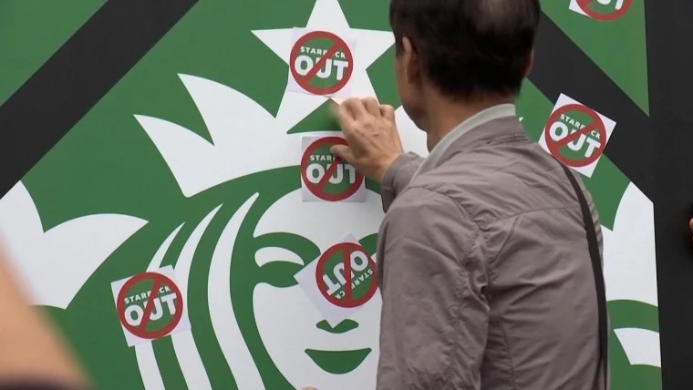 Chưa từng có tiền lệ: Starbucks đóng cửa hơn 2.000 cửa hàng tại Hàn Quốc để đào tạo lịch sử sau bê bối truyền thông