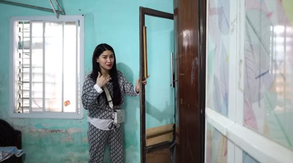 Căn nhà cũ của Võ Hà Linh, nơi mẹ cô tần tảo nuôi chị em cô khôn lớn
