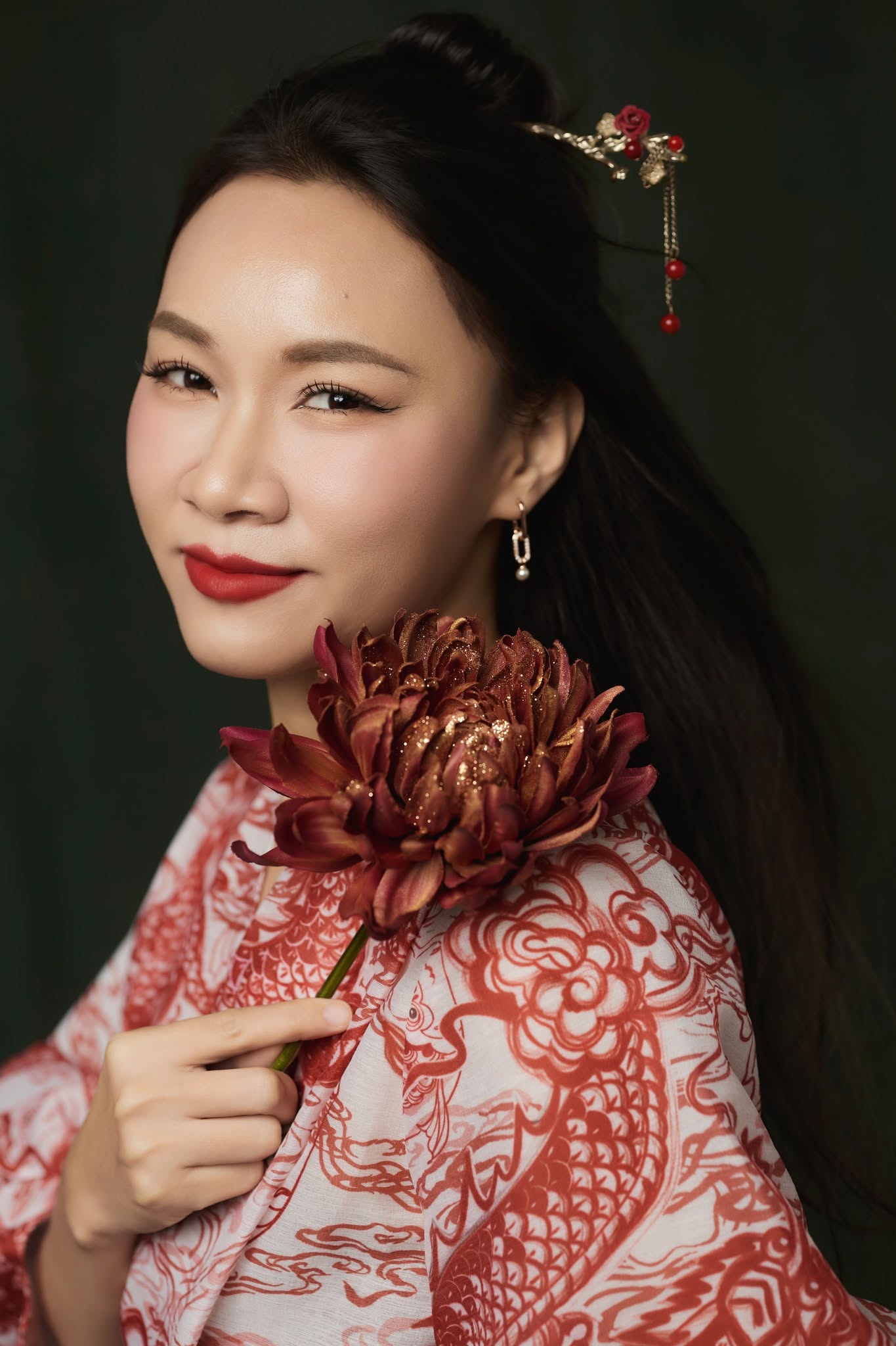 Kênh Tiktok Mợ Rảnh thu hút những người muốn hóng biến drama