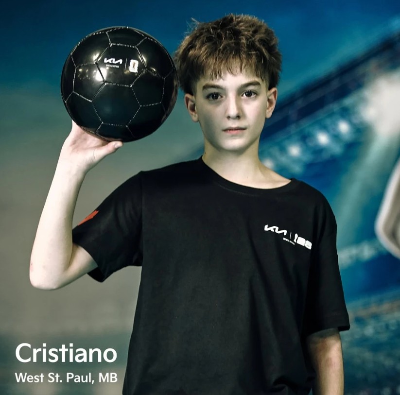 Cận cảnh nhan sắc vạn người mê của Cristiano Morais
