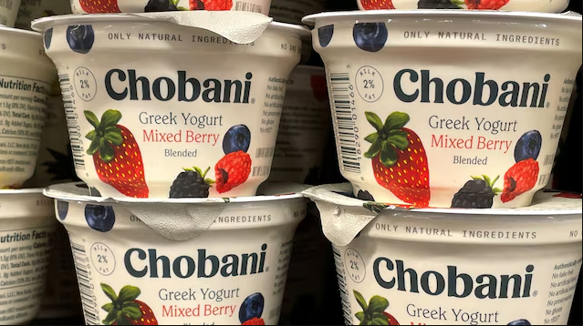 Công ty mẹ của thương hiệu sữa chua Dannon tại Mỹ đã đệ đơn kiện đối thủ Chobani lừa dối khách hàng
