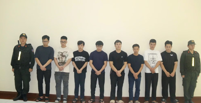 Liên quan đến vụ lừa đảo thông qua hình thức 