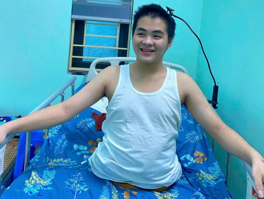 Hiếu hiện tại vẫn vô cùng kiên cường, nuôi ước mơ học CNTT