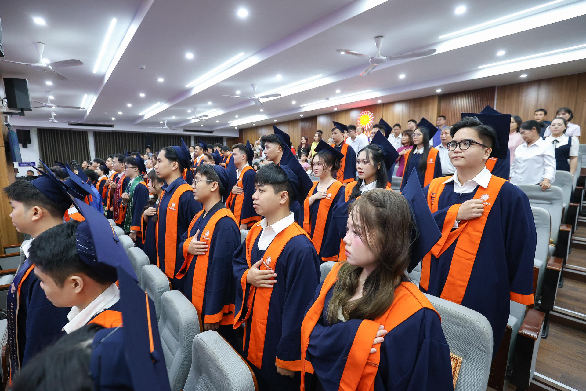 Lễ tốt nghiệp khóa Bác sĩ Y khoa đầu tiên của Trường Đại học Đại Nam