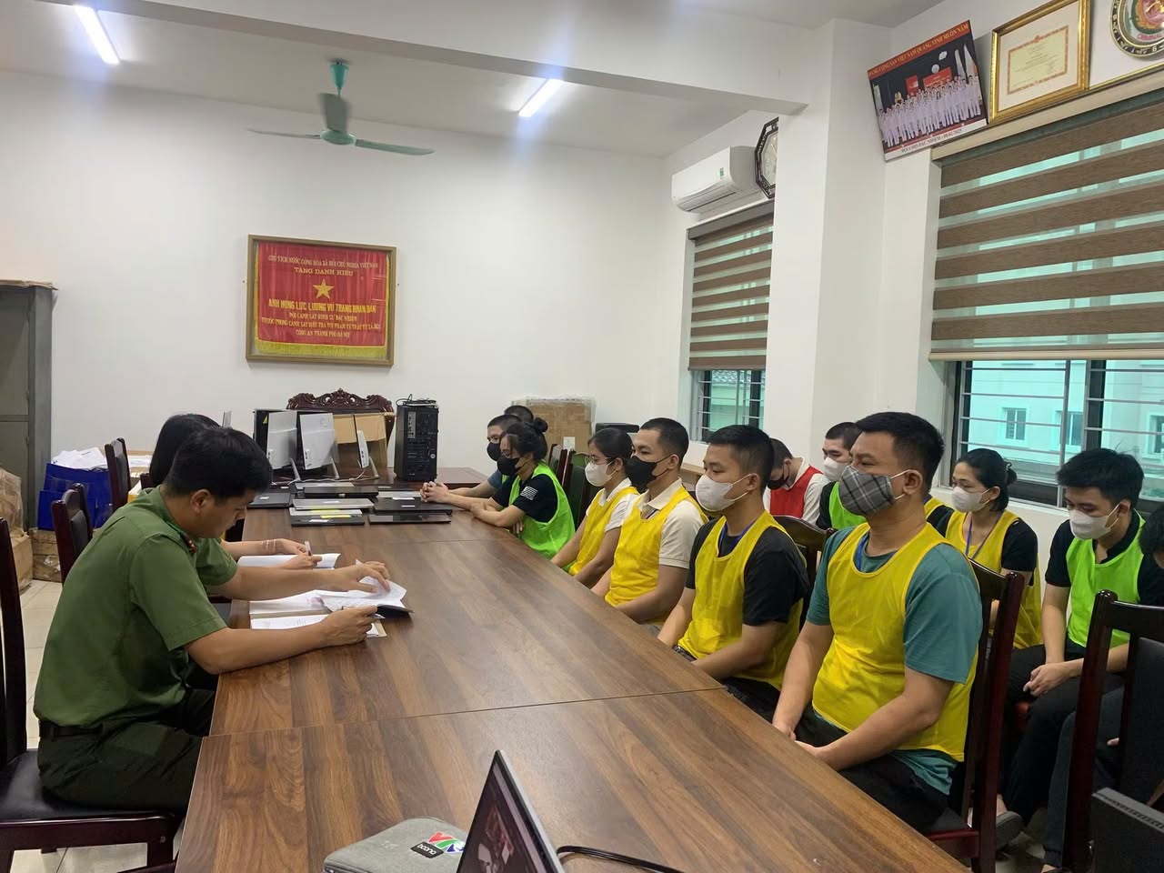Các đối tượng bị khởi tố trong vụ án (Ảnh: CANMVPCTPCNC)