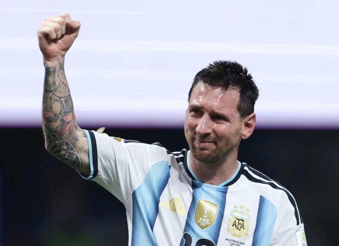Cộng đồng mạng lo sợ trọng tài Bồ Đào Nha sẽ khiến các cầu thủ Argentina bị tâm lý