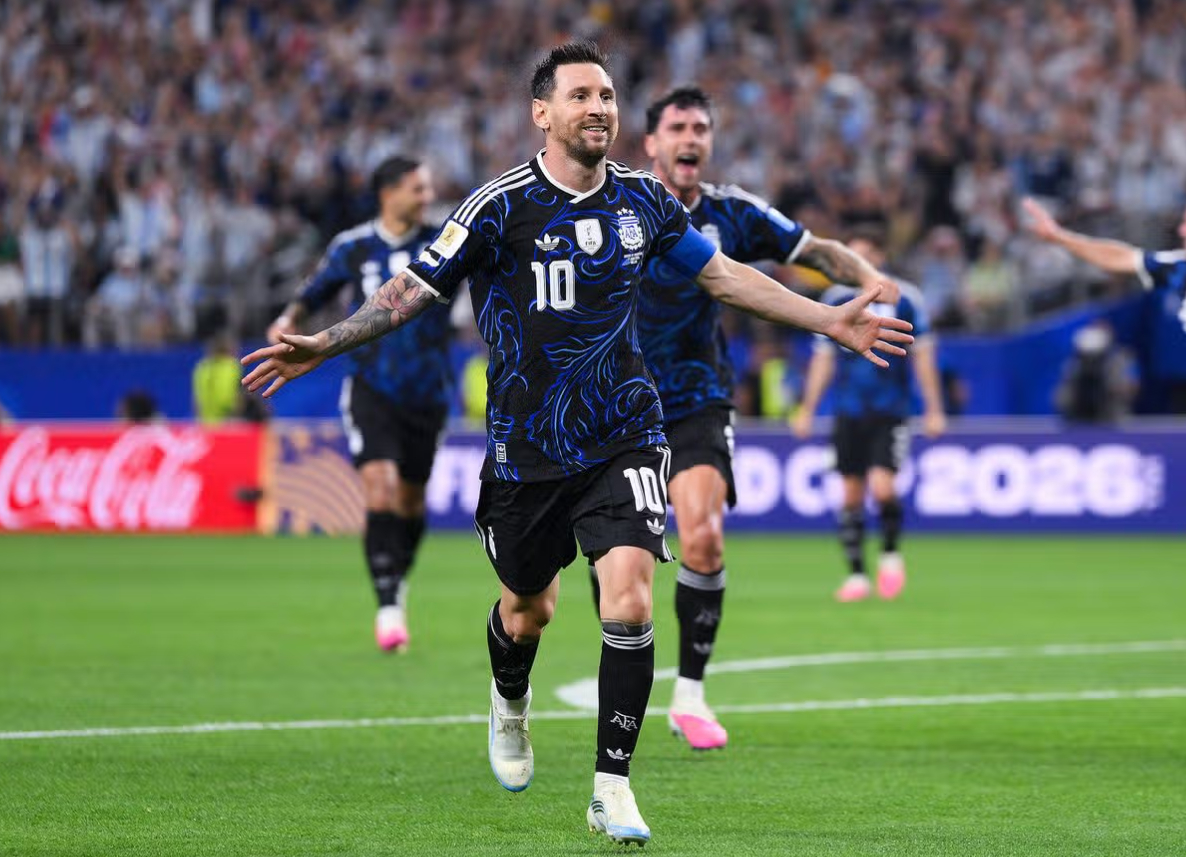 Argentina đã mặc bộ trang phục màu xanh lam trong trận thắng Jordan ở vòng bảng hồi tháng trước